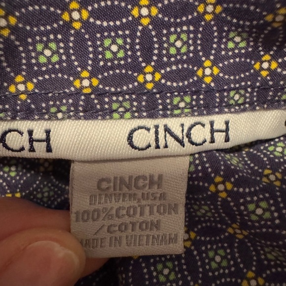 Men’s Blue Cinch Long Sleeves Button Down - Picture 5 of 7